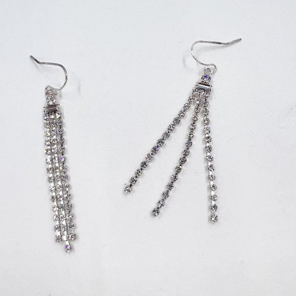 NWT - Indeed - Clear Rhinestone 3 Strand Dangle Silver Tone Fishhook Earrings - Picture 5 of 9